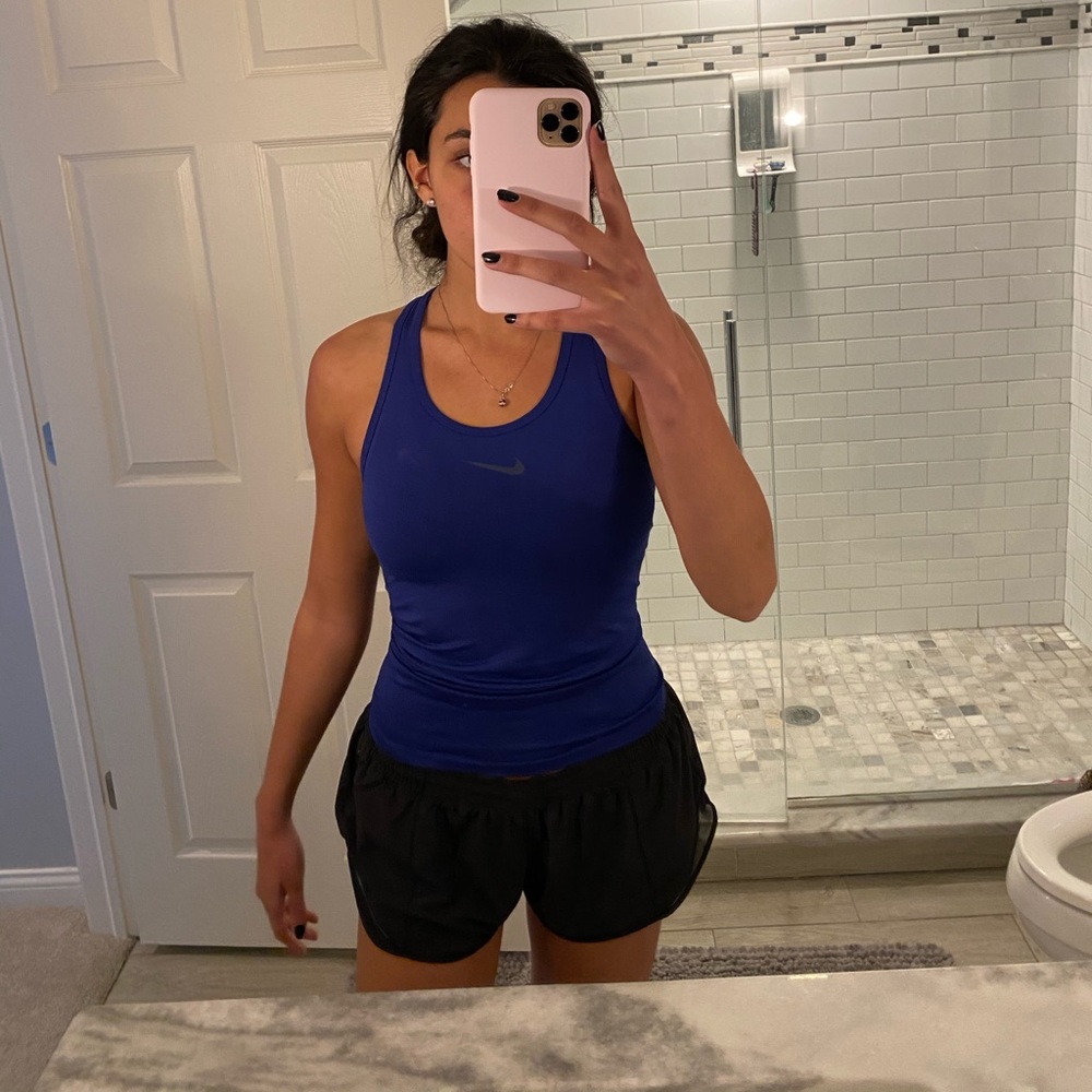 Nike tank top - Picture 1 of 2